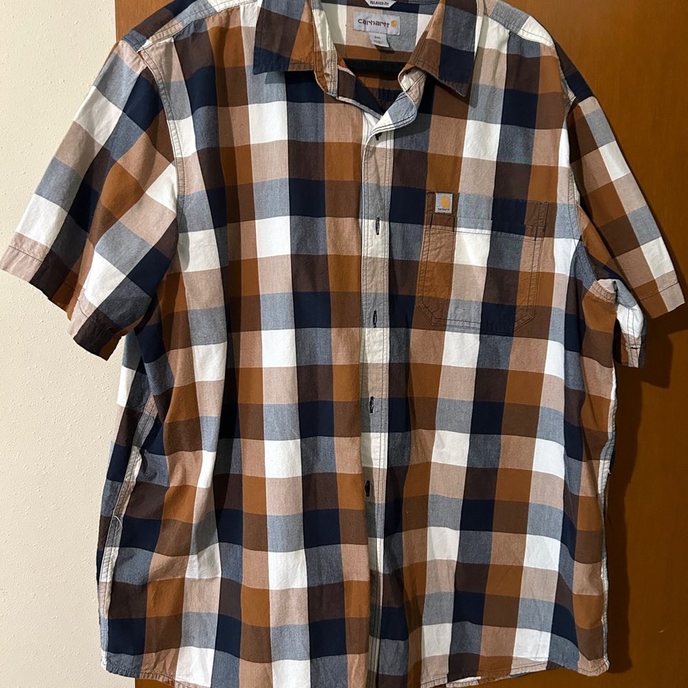 Carhartt Short-Sleeve Plaid Button-Down Shirt in Brown, Navy & White